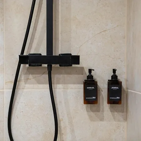 Doux Pavillon - 1001 Nuits - Jaccuzi * מולהאוס